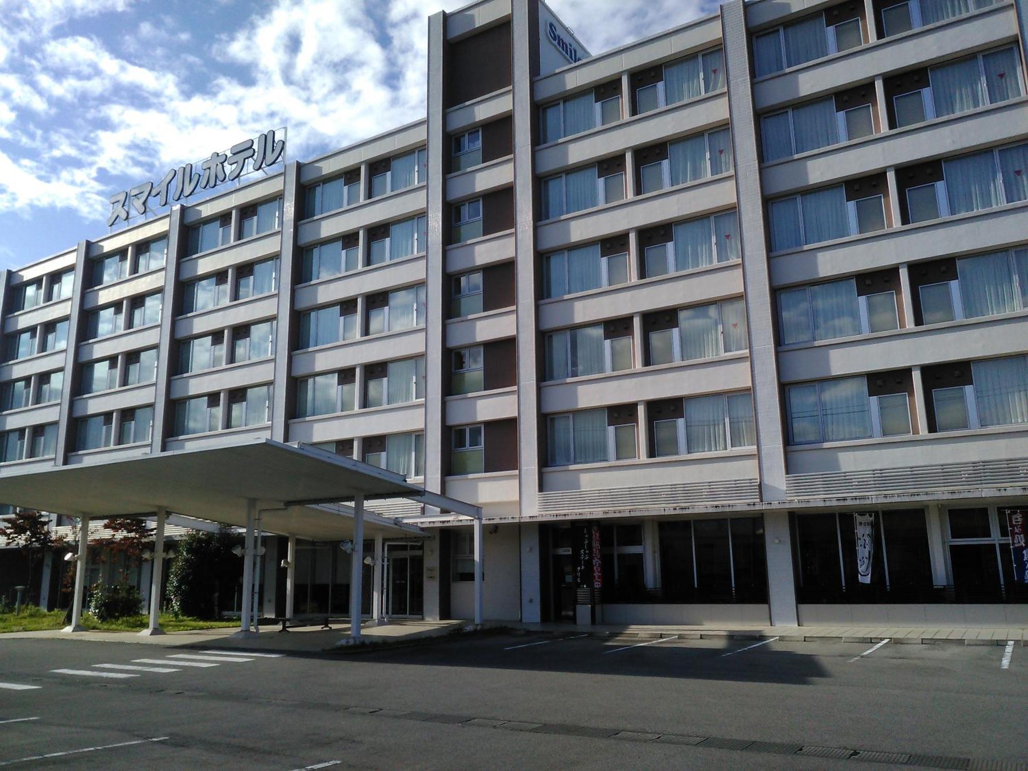 Smile Hotel Shirakawa Nishigo Exterior photo
